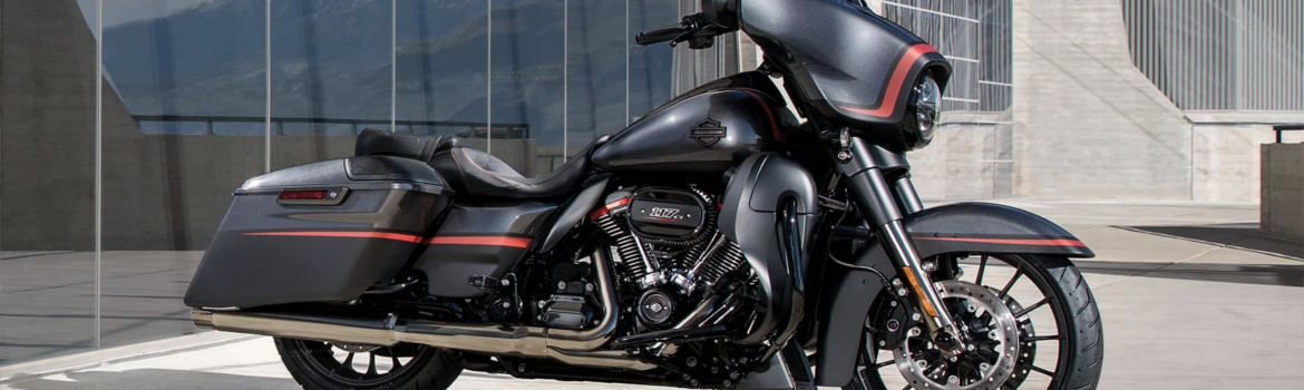 2018 Harley-Davidson® CVO™ Street Glide® for sale in Clare's Harley-Davidson® of Niagara, Niagara …